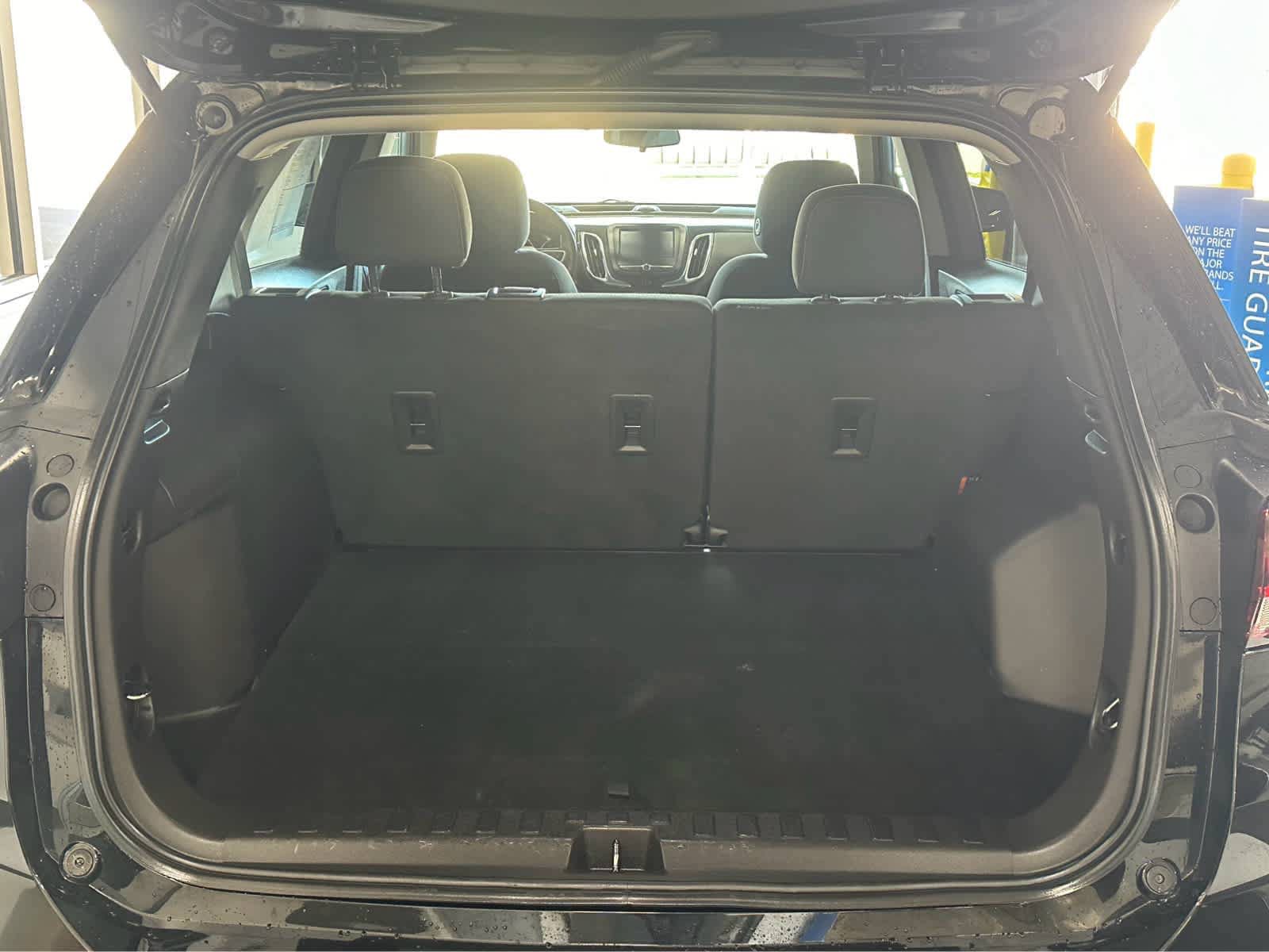 Used 2022 Chevrolet Equinox LT AWD/4WD image 8