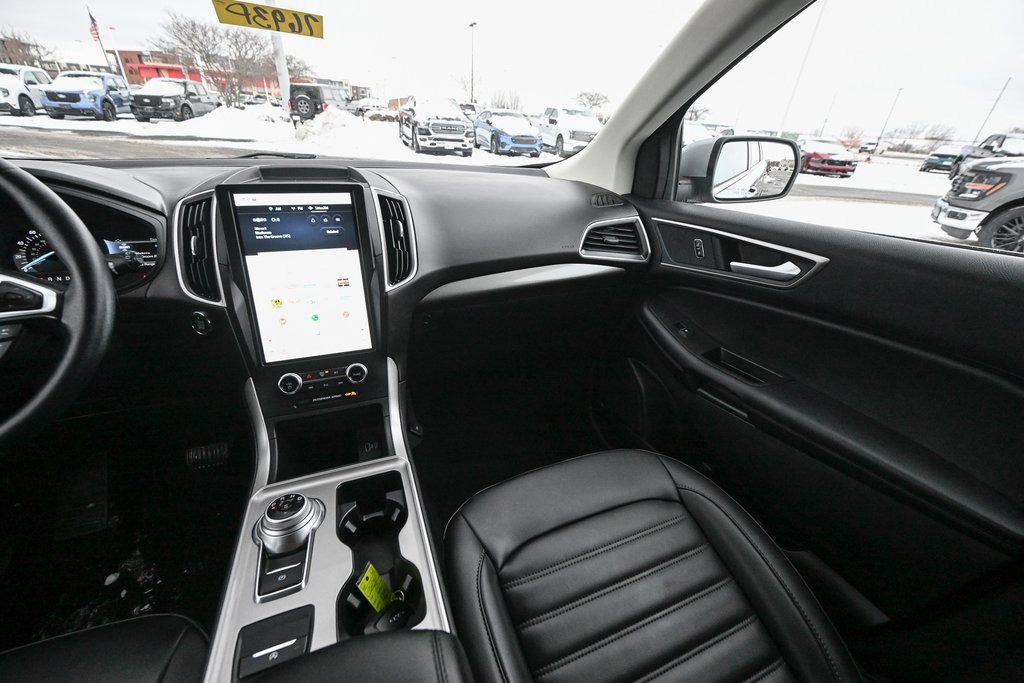 Certified 2024 Ford Edge SEL w/ Convenience Package image 37