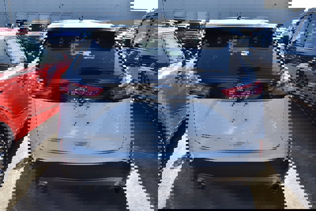 Certified 2021 Ford Edge Titanium w/ Equipment Group 301A image 4