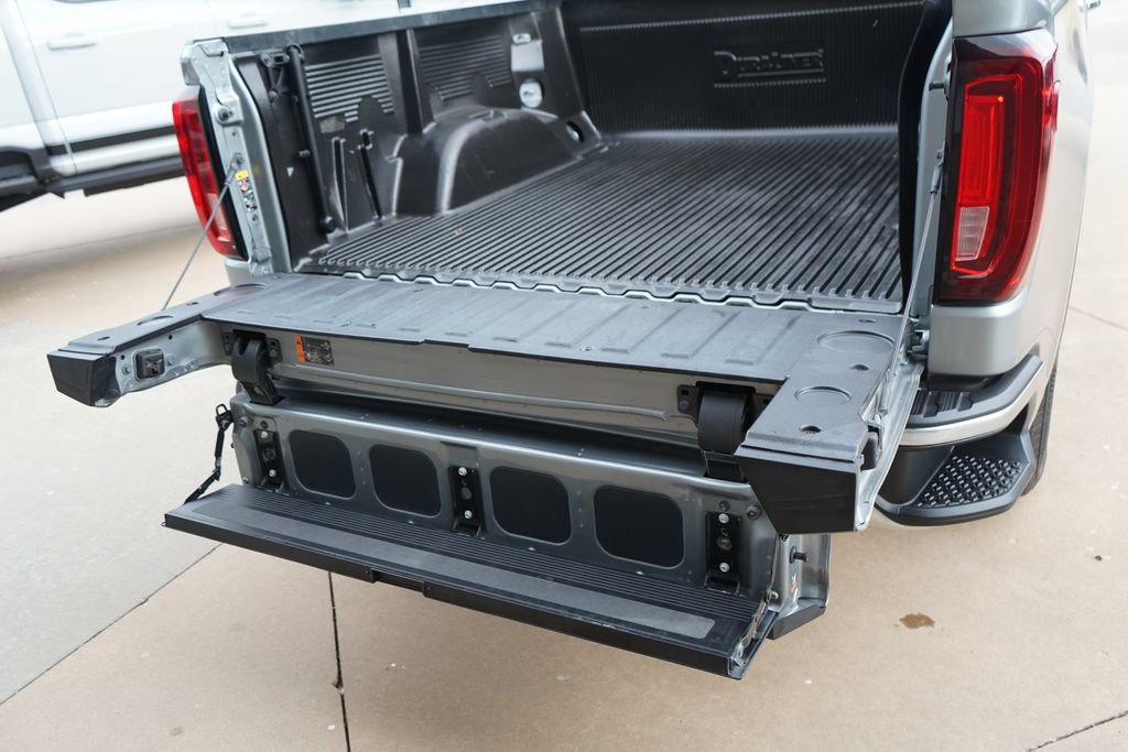 Used 2024 GMC Sierra 1500 SLT RWD image 18
