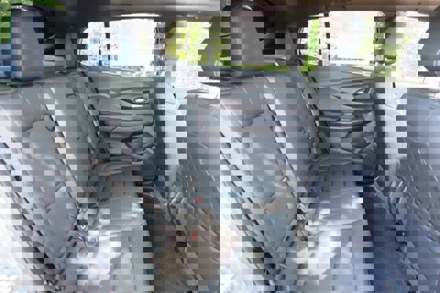 Used 2025 Buick Envista Sport Touring w/ Convenience I Package FWD image 14