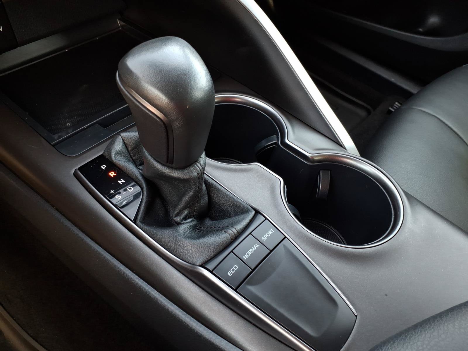 Used 2023 Toyota Camry SE w/ Convenience Package FWD image 23