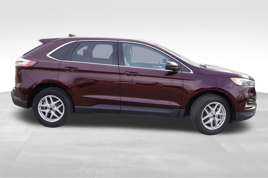 Certified 2024 Ford Edge SEL AWD/4WD image 3