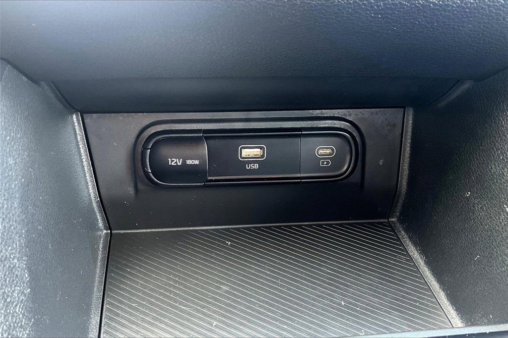 Used 2024 Kia Sportage LX image 26
