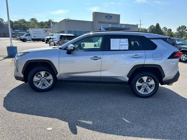 Used 2024 Toyota RAV4 XLE FWD image 27