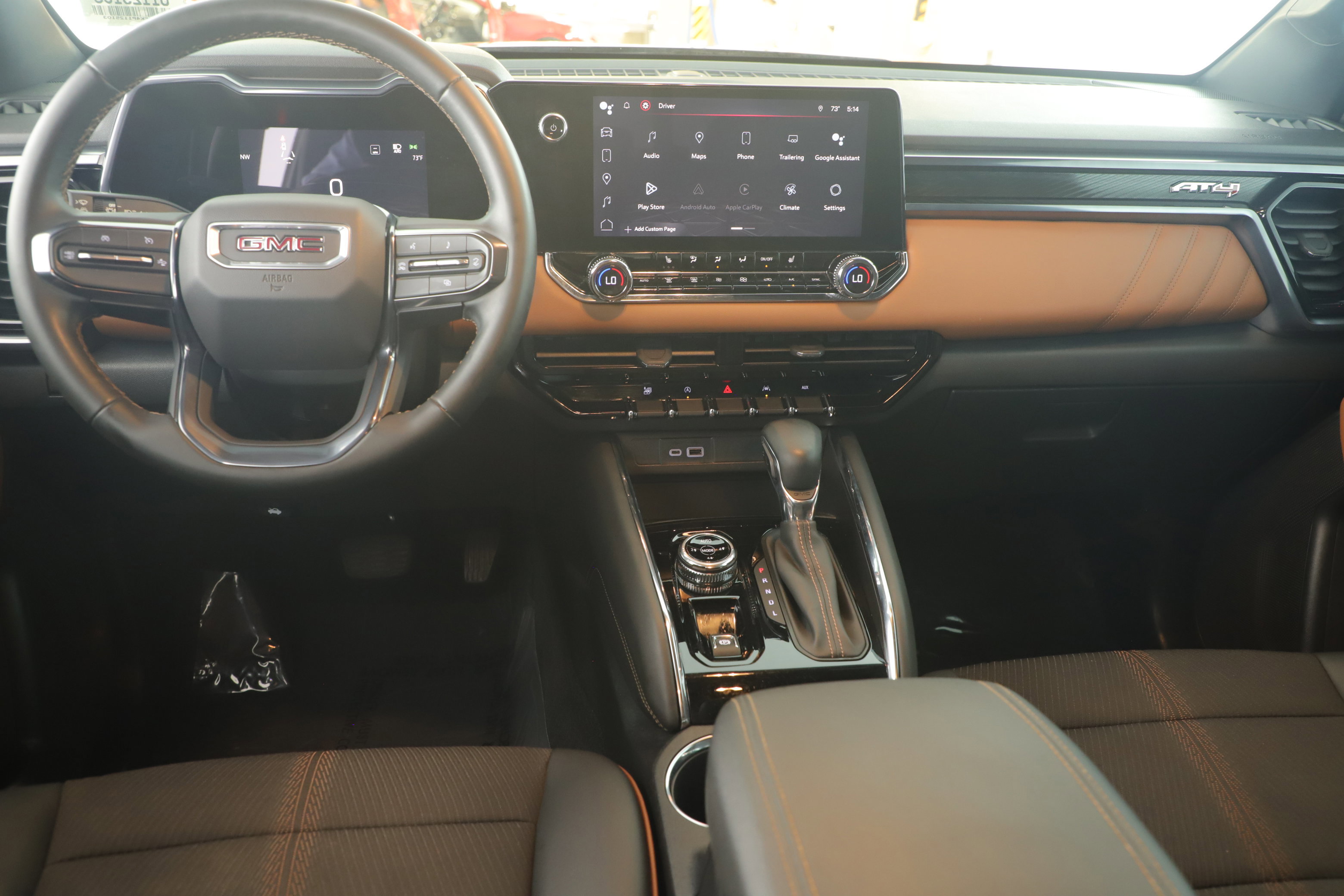 Used 2023 GMC Canyon AT4 w/ Technology Package image 19