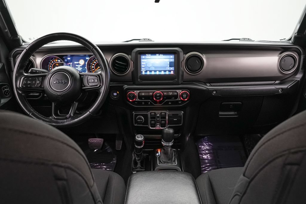 Used 2021 Jeep Gladiator Sport AWD/4WD image 16