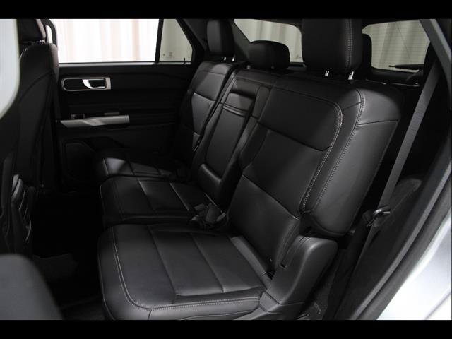 Certified 2023 Ford Explorer XLT w/ Equipment Group 202A AWD/4WD image 19
