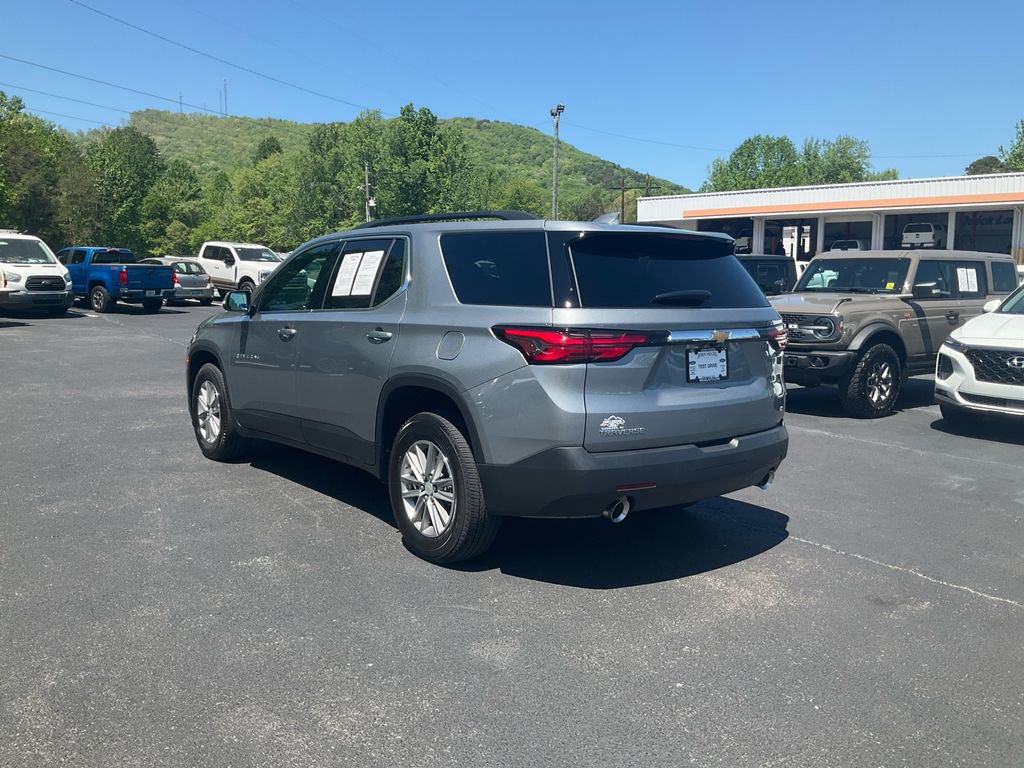 Used 2023 Chevrolet Traverse LT image 5