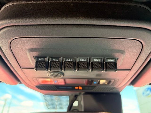 Certified 2022 Ford Bronco Outer Banks w/ Sasquatch Package AWD/4WD image 15