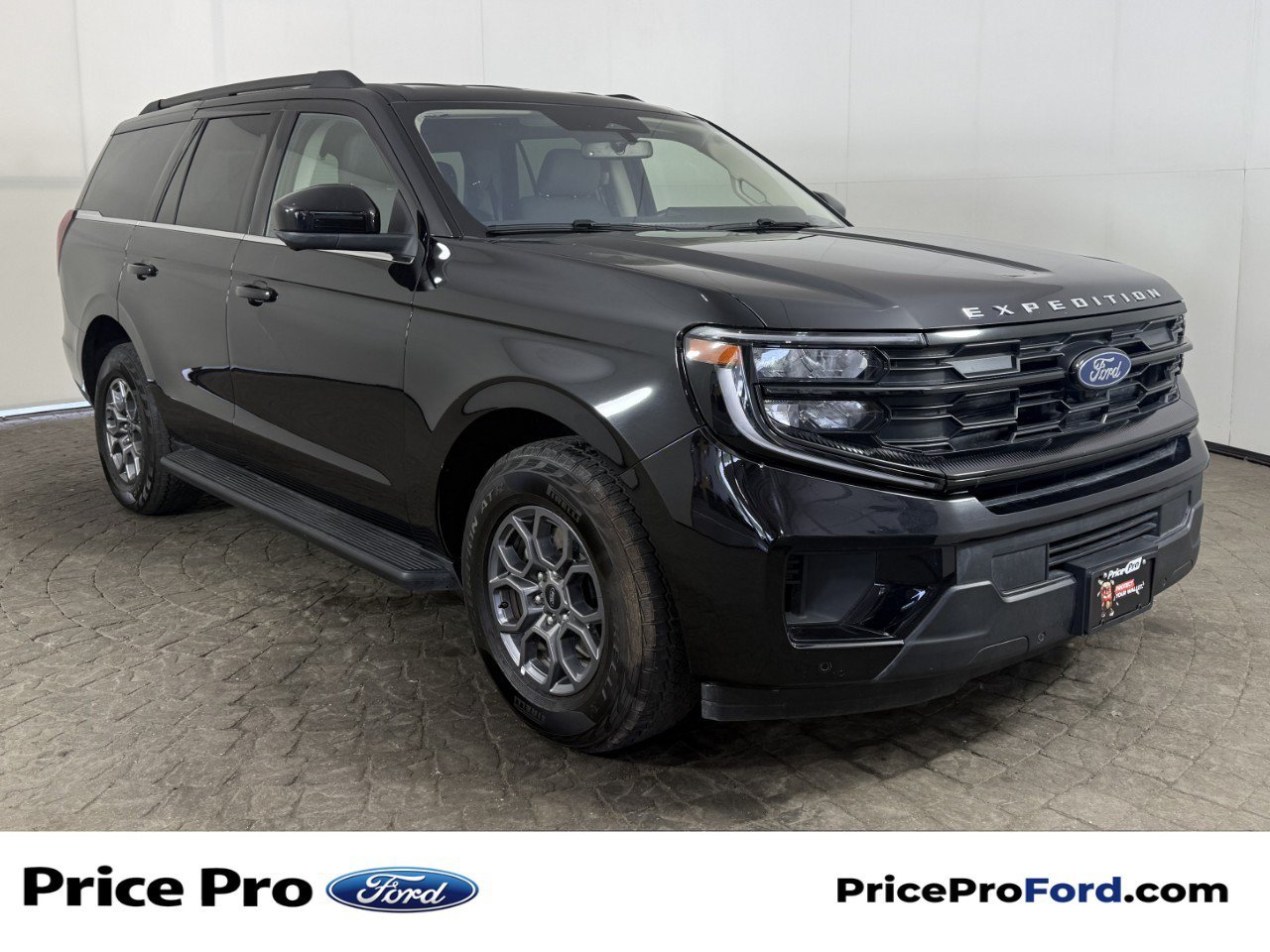 Certified 2025 Ford Expedition Active