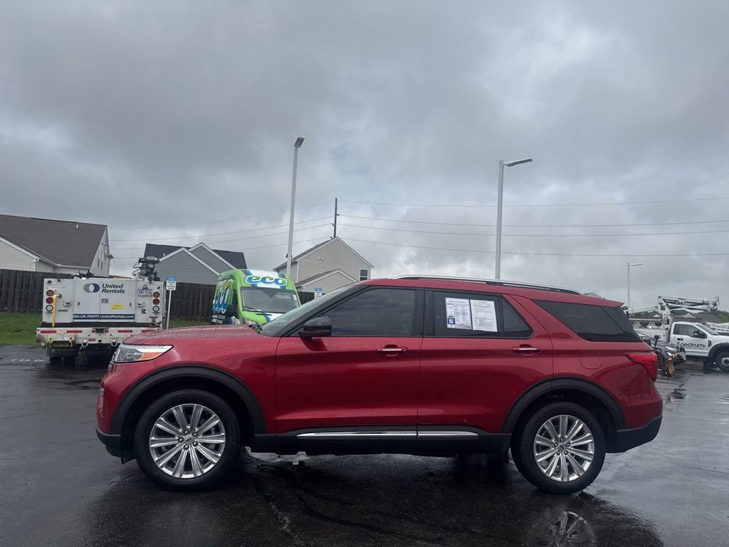 Certified 2023 Ford Explorer Limited w/ Equipment Group 301A AWD/4WD image 9