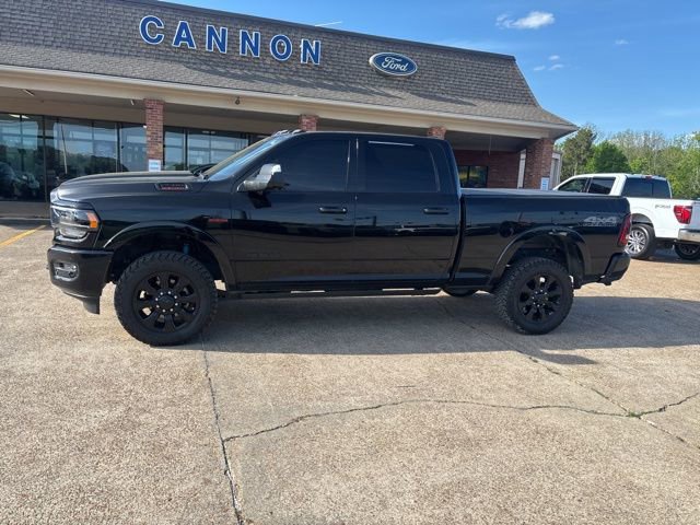 Used 2022 RAM 2500 Limited AWD/4WD image 2