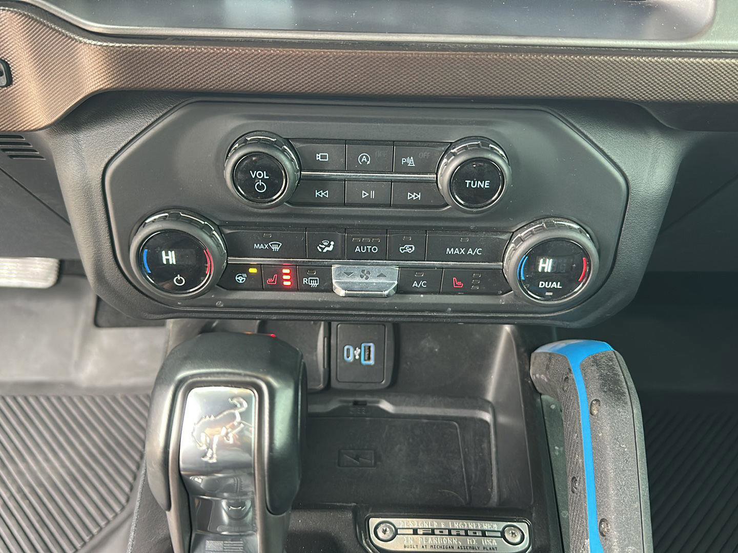 Certified 2021 Ford Bronco Outer Banks image 17