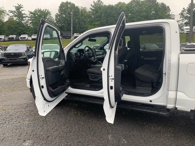 Certified 2025 Ford F150 XLT w/ Equipment Group 302A MID AWD/4WD image 18