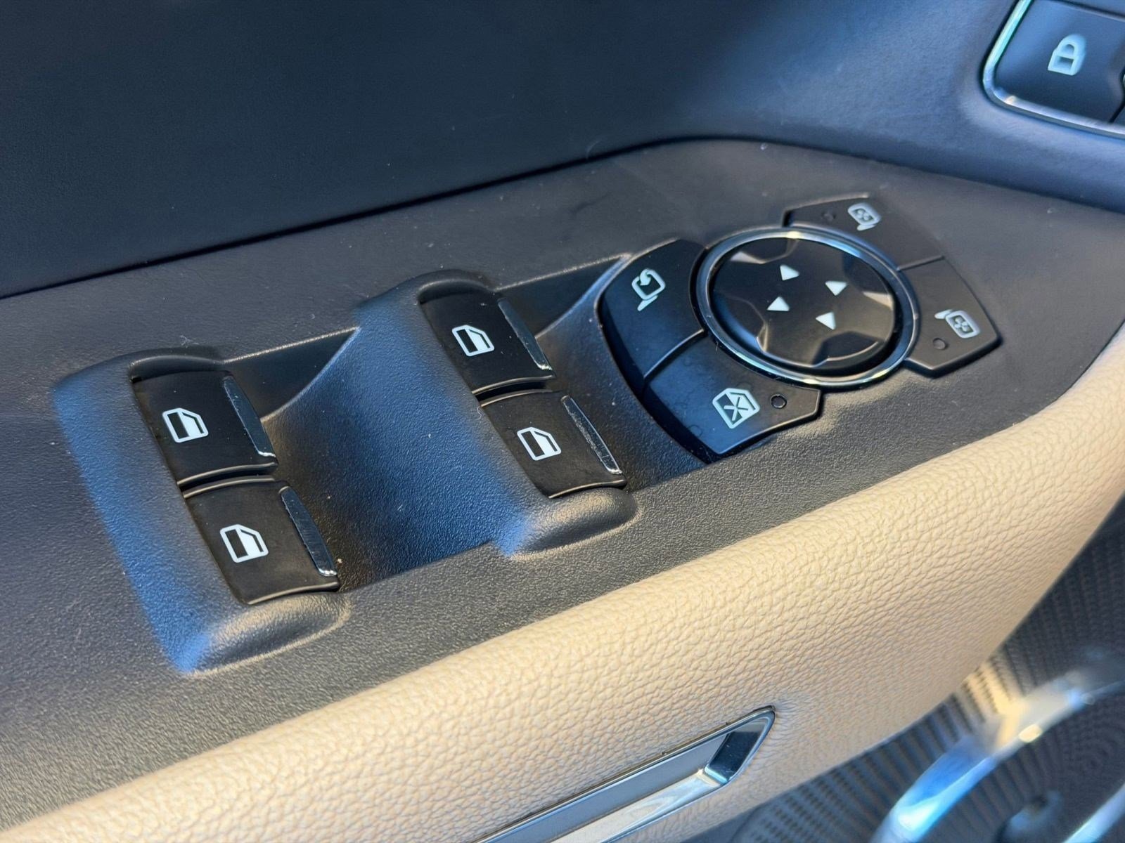 Certified 2024 Ford Expedition Limited image 12