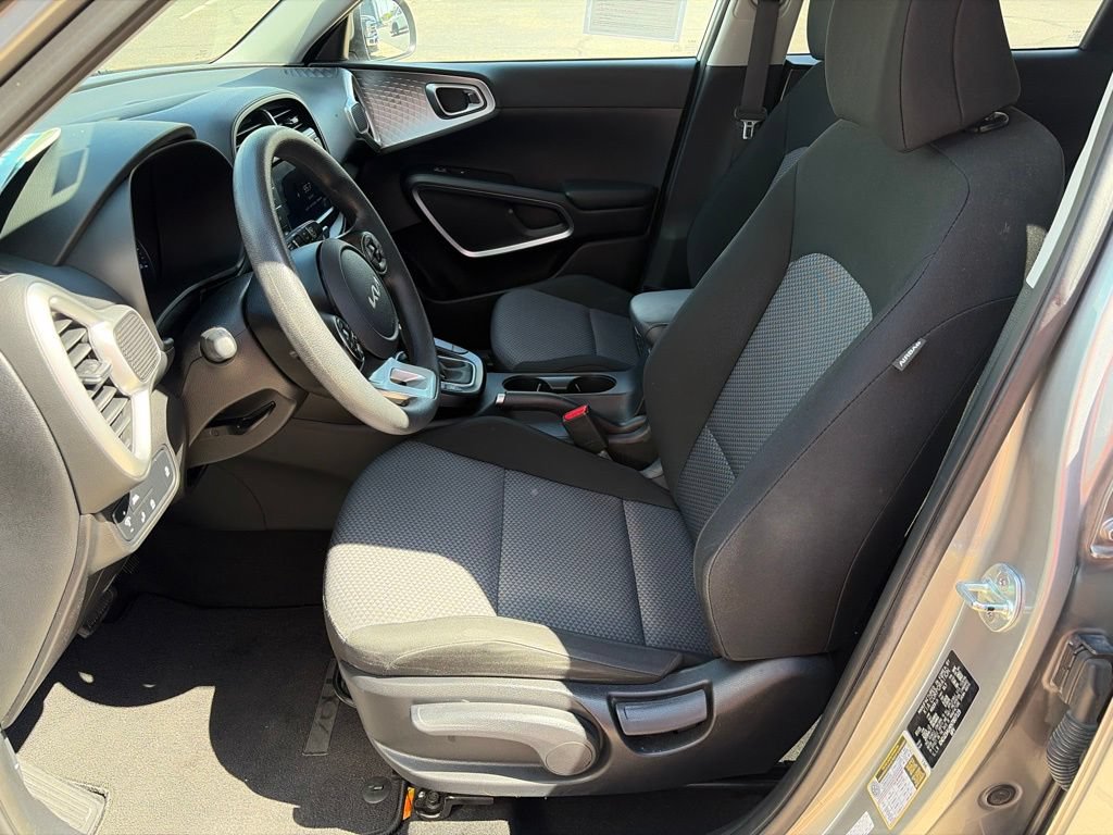 Used 2022 Kia Soul LX w/ Technology Package FWD image 20