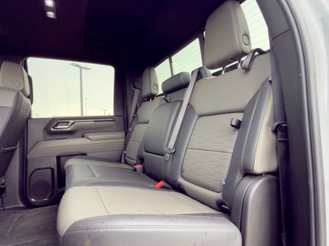 Used 2024 Chevrolet Silverado 2500 ZR2 w/ Technology Package AWD/4WD image 10