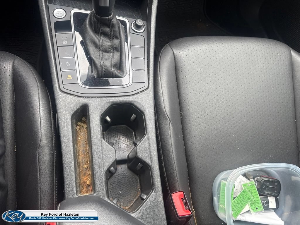 Used 2020 Volkswagen Jetta SEL FWD image 25