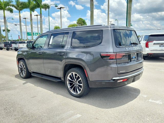 Used 2022 Jeep Wagoneer Series II w/ Premium Group I AWD/4WD image 5