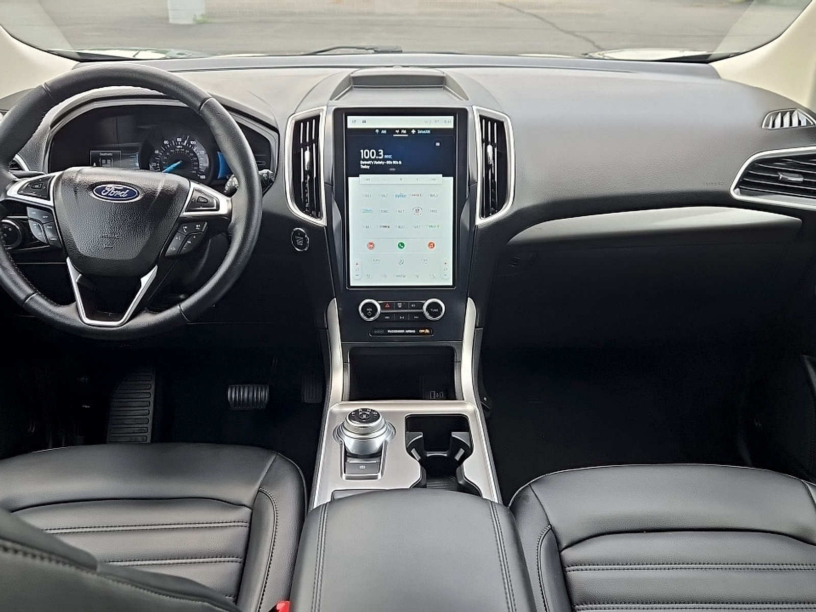 Certified 2023 Ford Edge SEL w/ Convenience Package AWD/4WD image 9