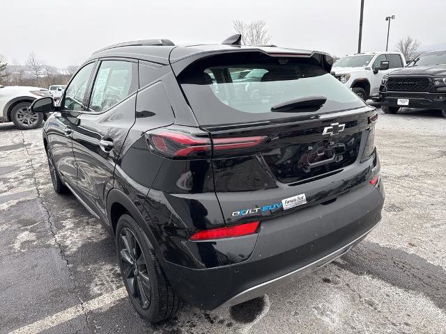 Used 2022 Chevrolet Bolt EUV Premier w/ Launch Edition image 3