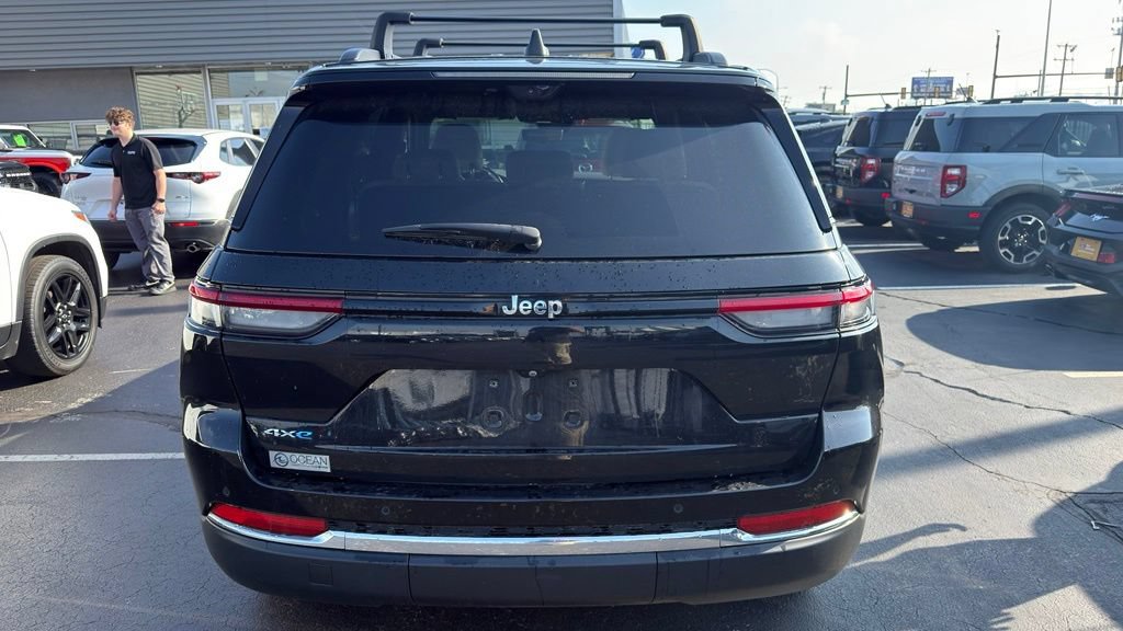 Used 2022 Jeep Grand Cherokee Limited 4xe w/ Luxury Tech Group II AWD/4WD image 6