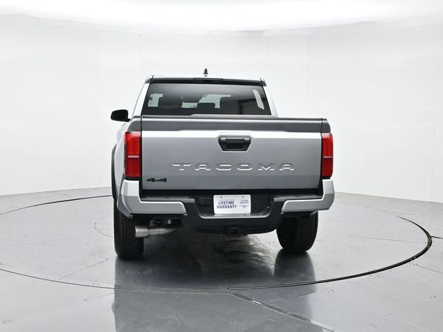 Used 2024 Toyota Tacoma TRD Off-Road AWD/4WD image 10