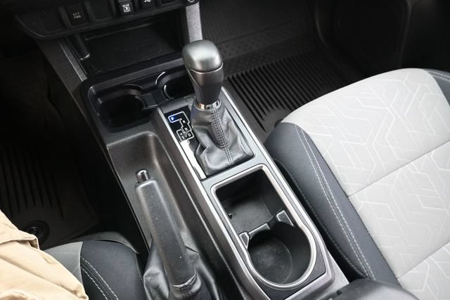 Used 2023 Toyota Tacoma TRD Sport AWD/4WD image 25