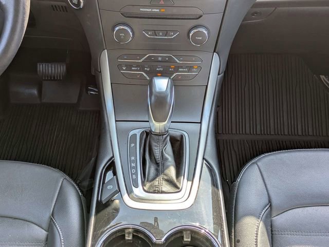 Certified 2017 Ford Edge SEL w/ Equipment Group 201A image 19