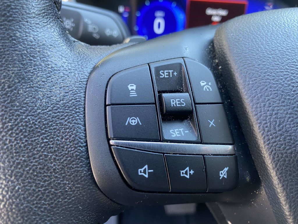 Certified 2020 Ford Escape Titanium AWD/4WD image 20