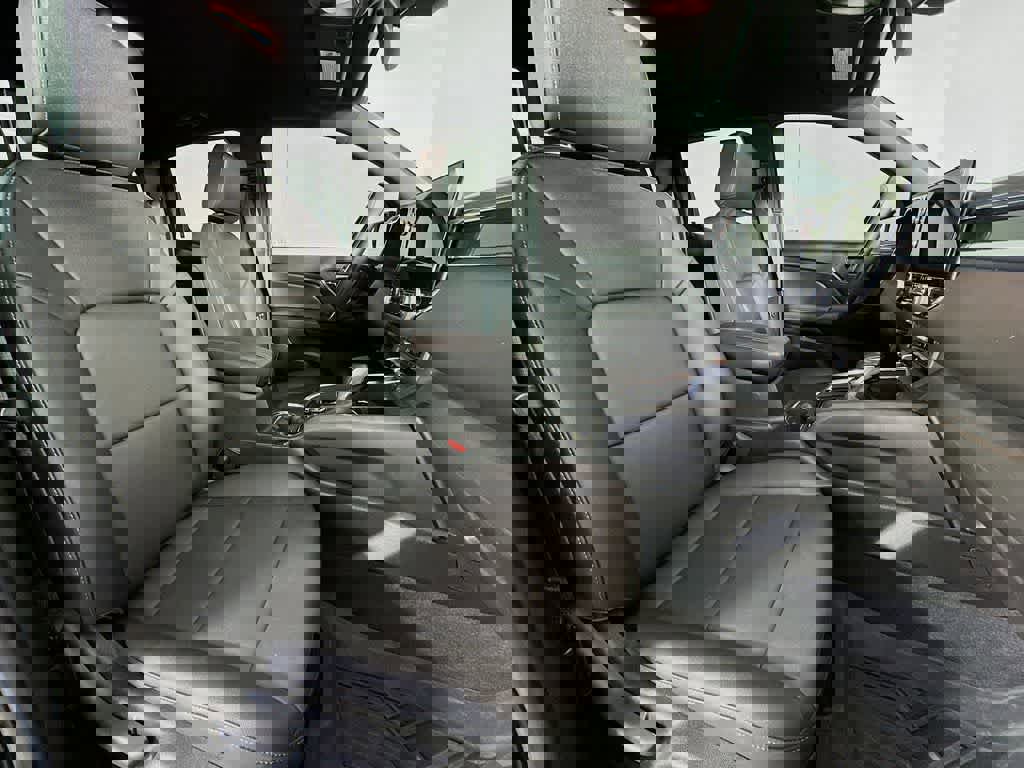 Used 2023 GMC Canyon Elevation w/ Elevation Premium Package image 15