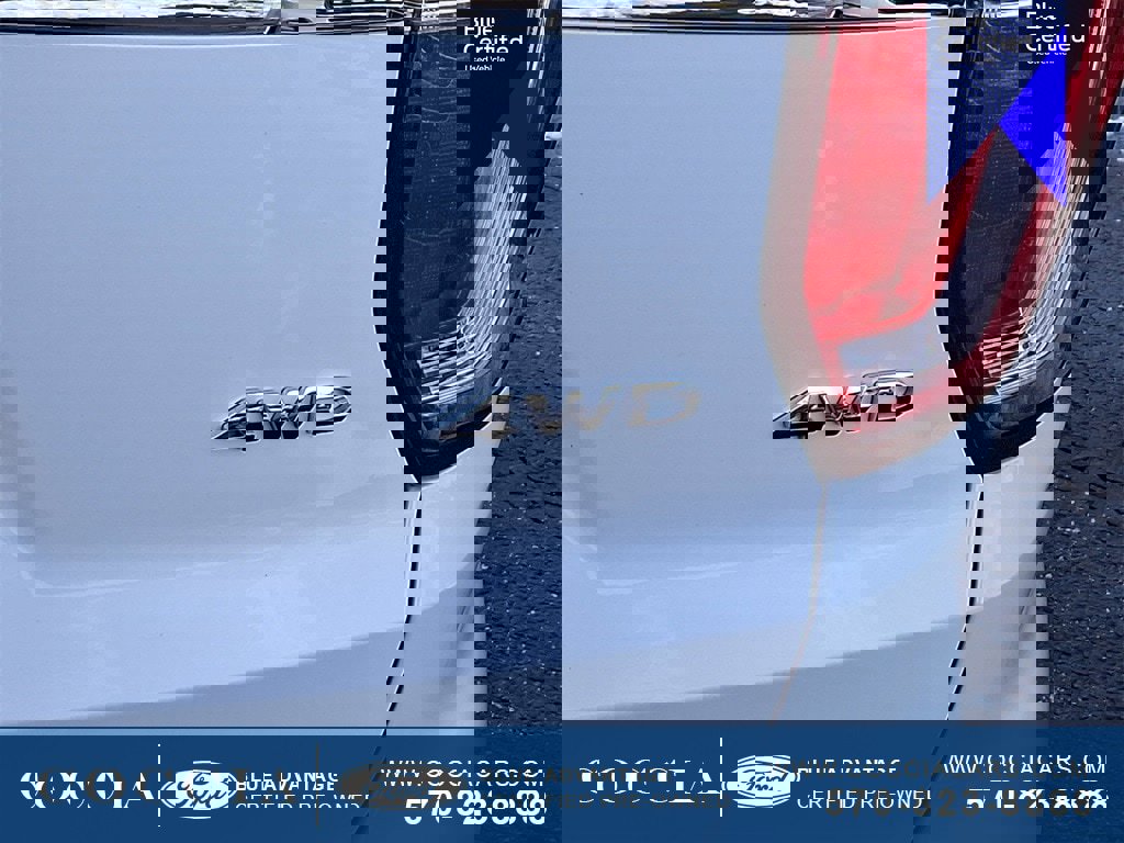 Certified 2016 Ford Explorer Limited w/ Equipment Group 301A image 30