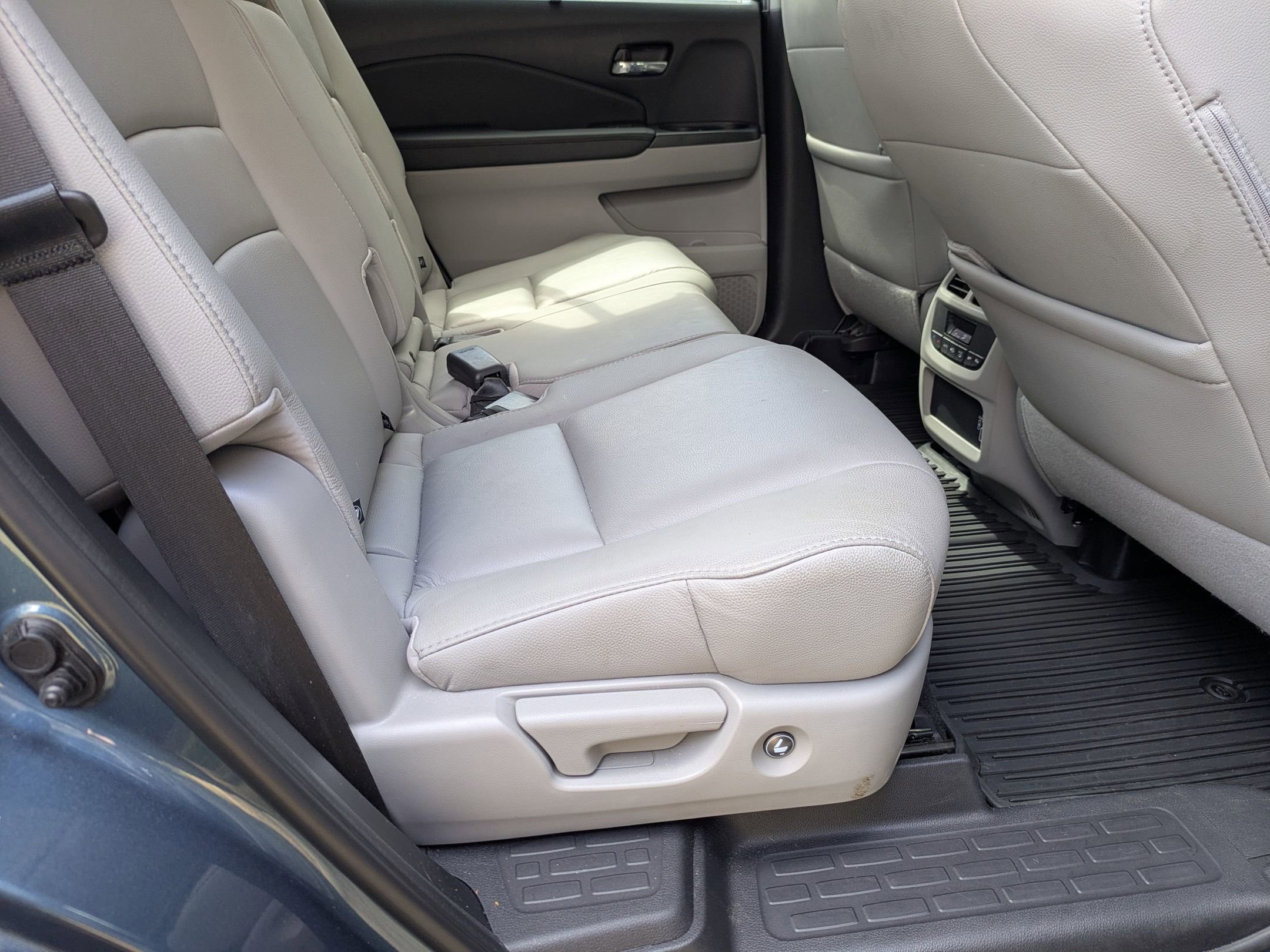 Used 2021 Honda Pilot Special Edition image 35