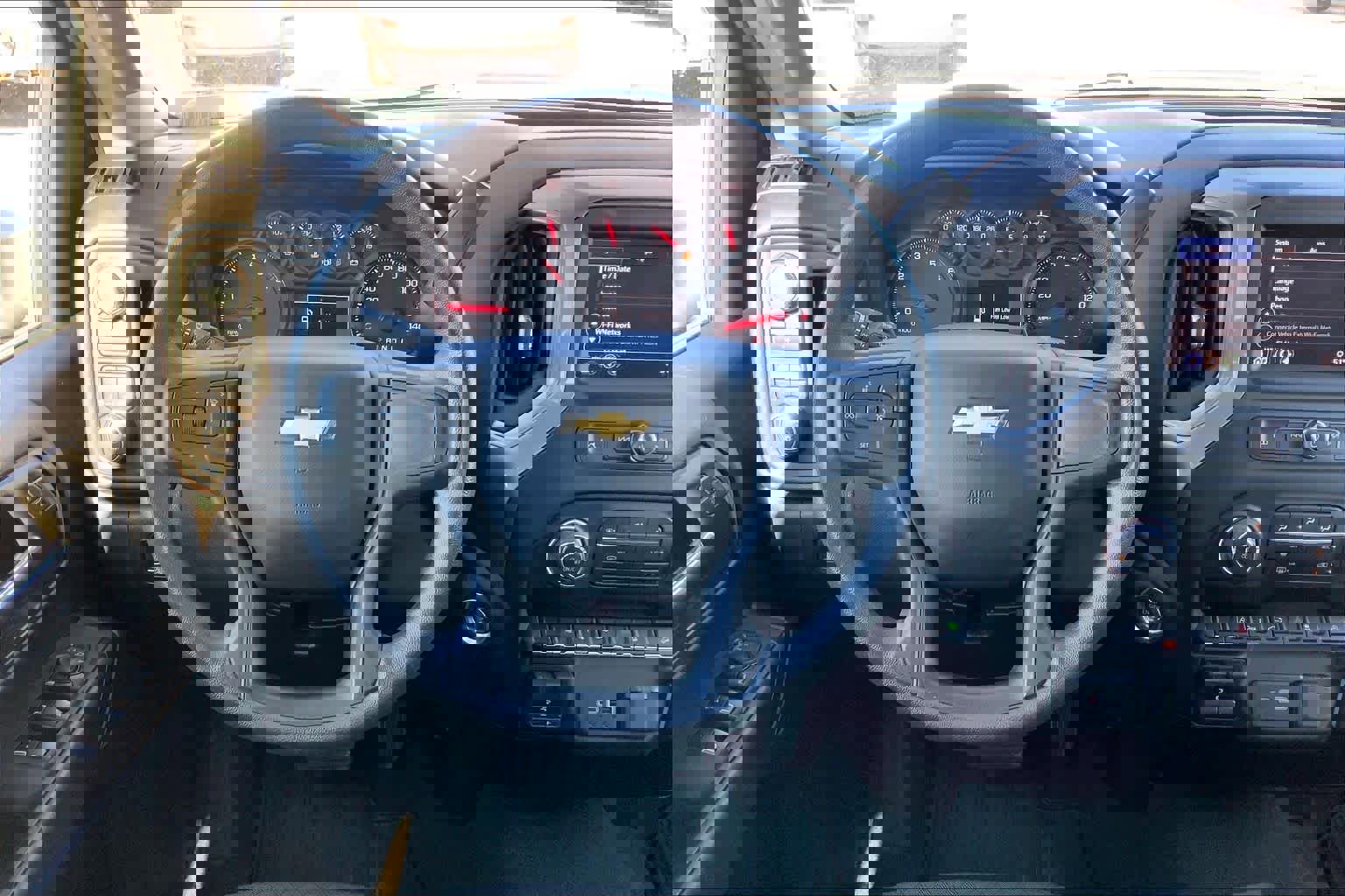 Used 2024 Chevrolet Silverado 2500 Custom w/ Custom Value Package image 7