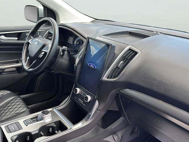 Certified 2024 Ford Edge Titanium AWD/4WD image 10
