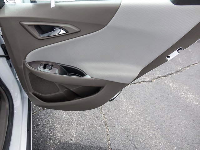 Used 2023 Chevrolet Malibu LT image 28