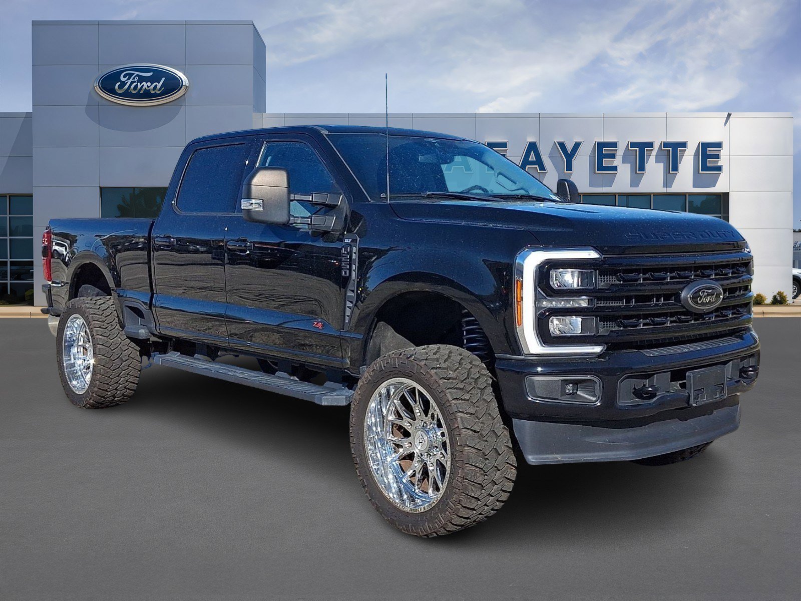 Certified 2023 Ford F250 XLT w/ Black Appearance Package