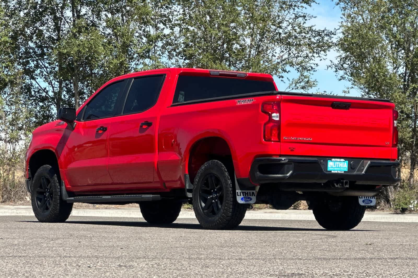 Used 2022 Chevrolet Silverado 1500 LT Trail Boss AWD/4WD image 6