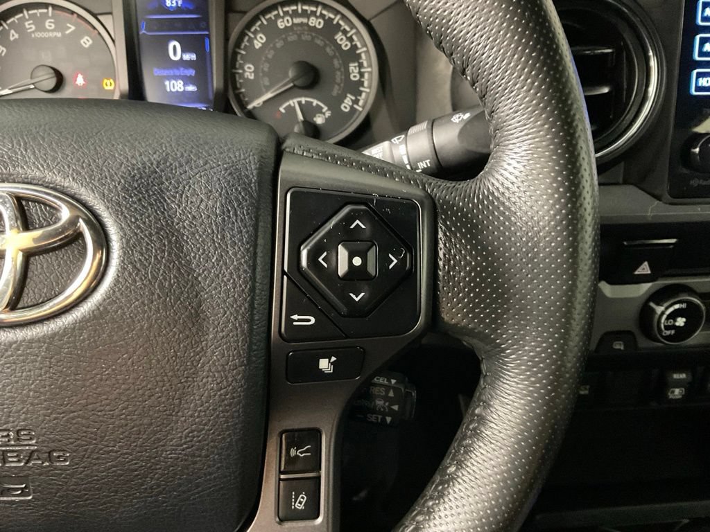 Used 2018 Toyota Tacoma 2WD Double Cab image 24