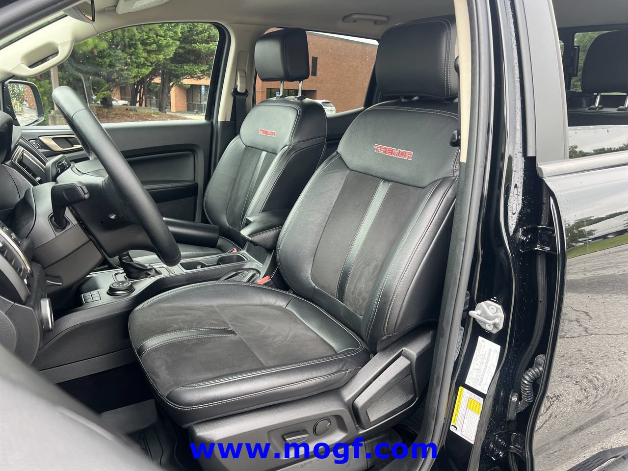 Certified 2023 Ford Ranger Lariat w/ Tremor Off-Road Package AWD/4WD image 19