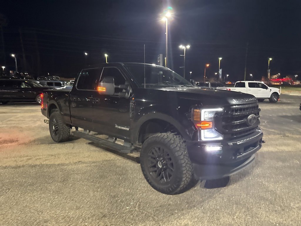 Certified 2022 Ford F250 Lariat w/ Black Appearance Package image 21