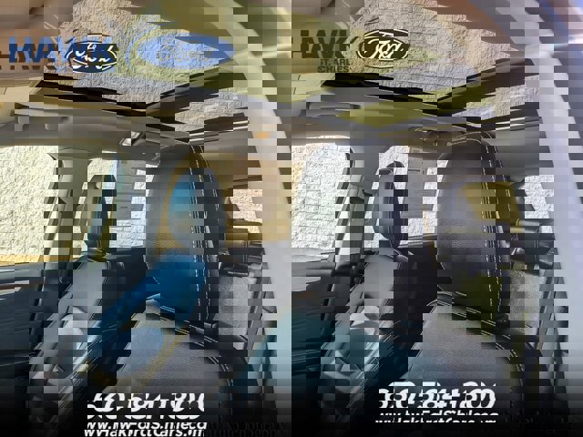 Certified 2022 Ford Escape SEL w/ Technology Package AWD/4WD image 9