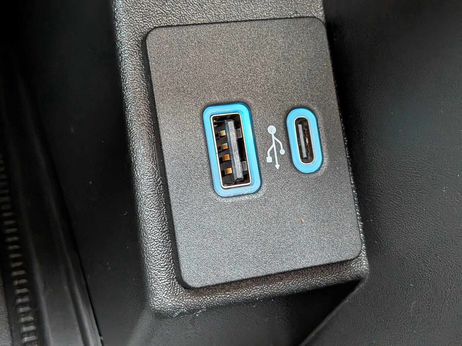 Certified 2024 Ford Edge SEL w/ Convenience Package image 26