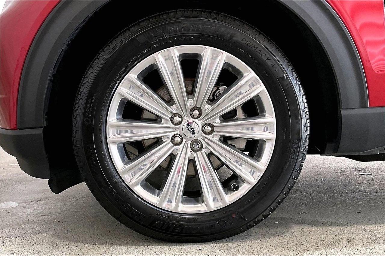 Certified 2024 Ford Explorer Limited w/ Limited Technology Package image 12