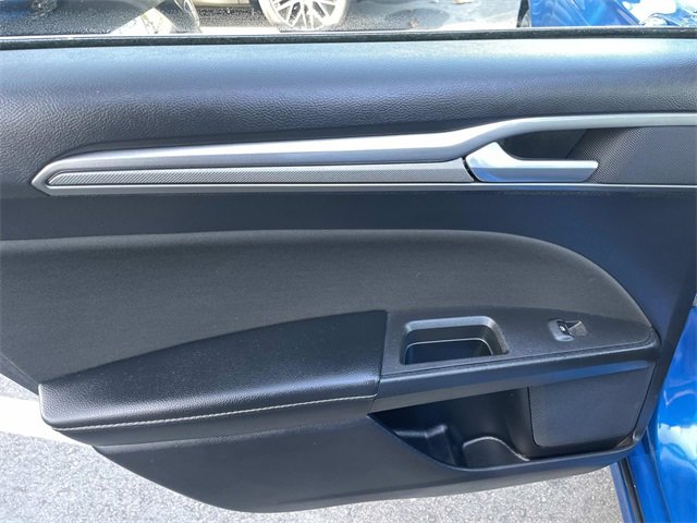 Certified 2020 Ford Fusion SE image 24