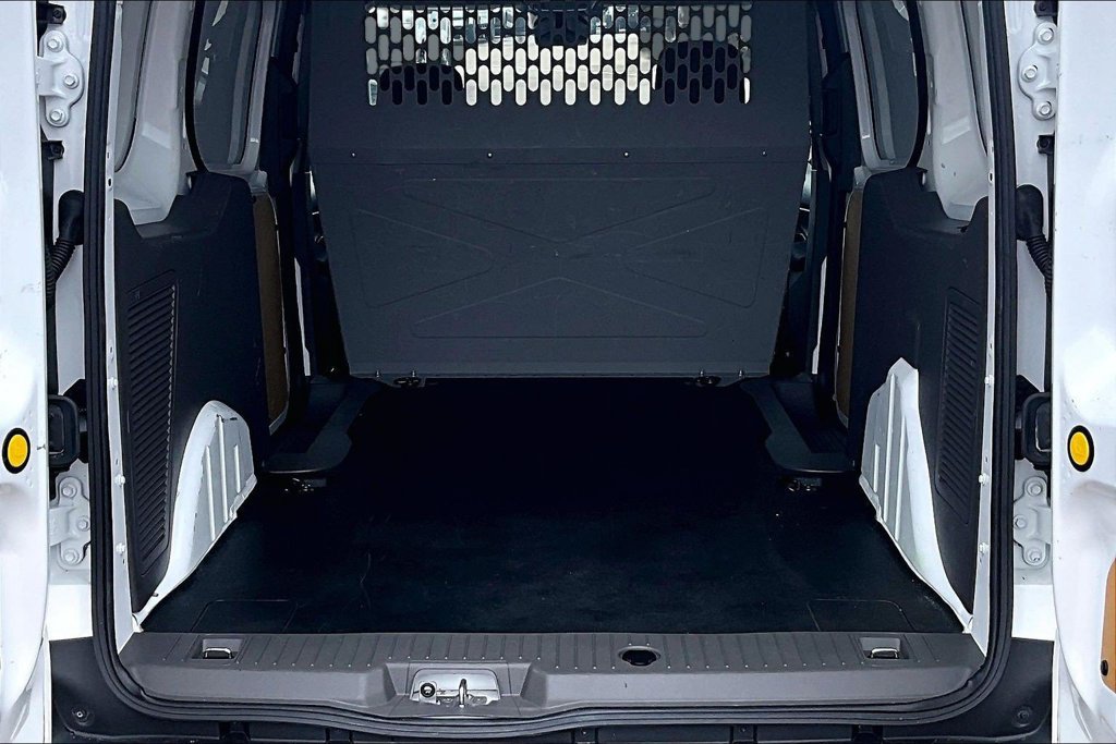 Certified 2019 Ford Transit Connect XLT FWD image 18