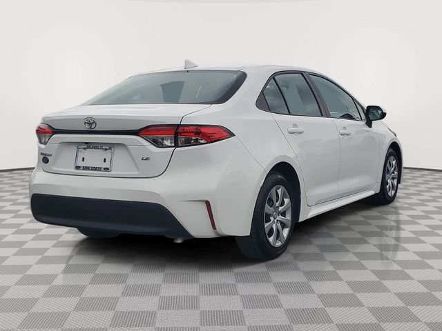 Used 2023 Toyota Corolla LE image 2