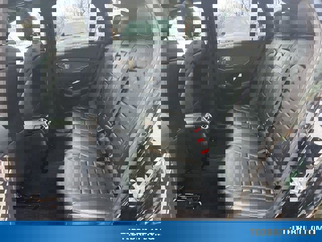 Used 2021 Mercedes-Benz GLC 300 4MATIC image 13