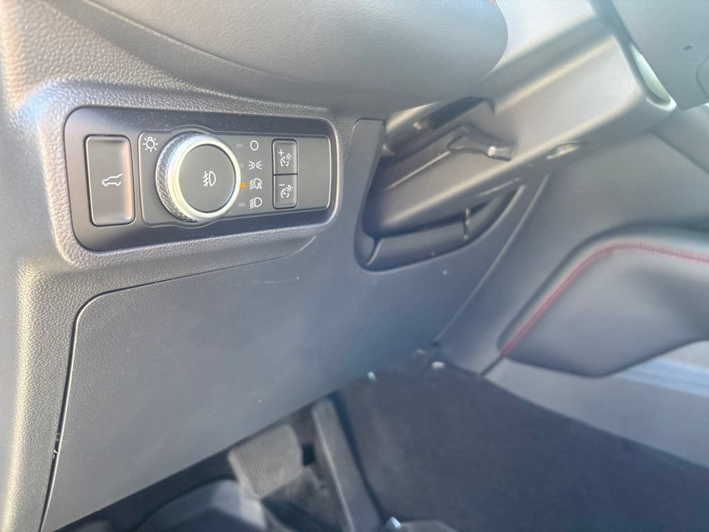 Certified 2025 Ford Explorer ST-Line w/ ST-Line Street Pack AWD/4WD image 23